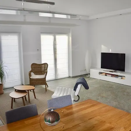 Berlin-seehof * تلتو